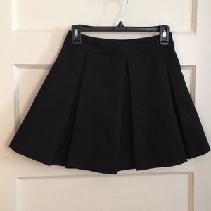 Pleated skirt